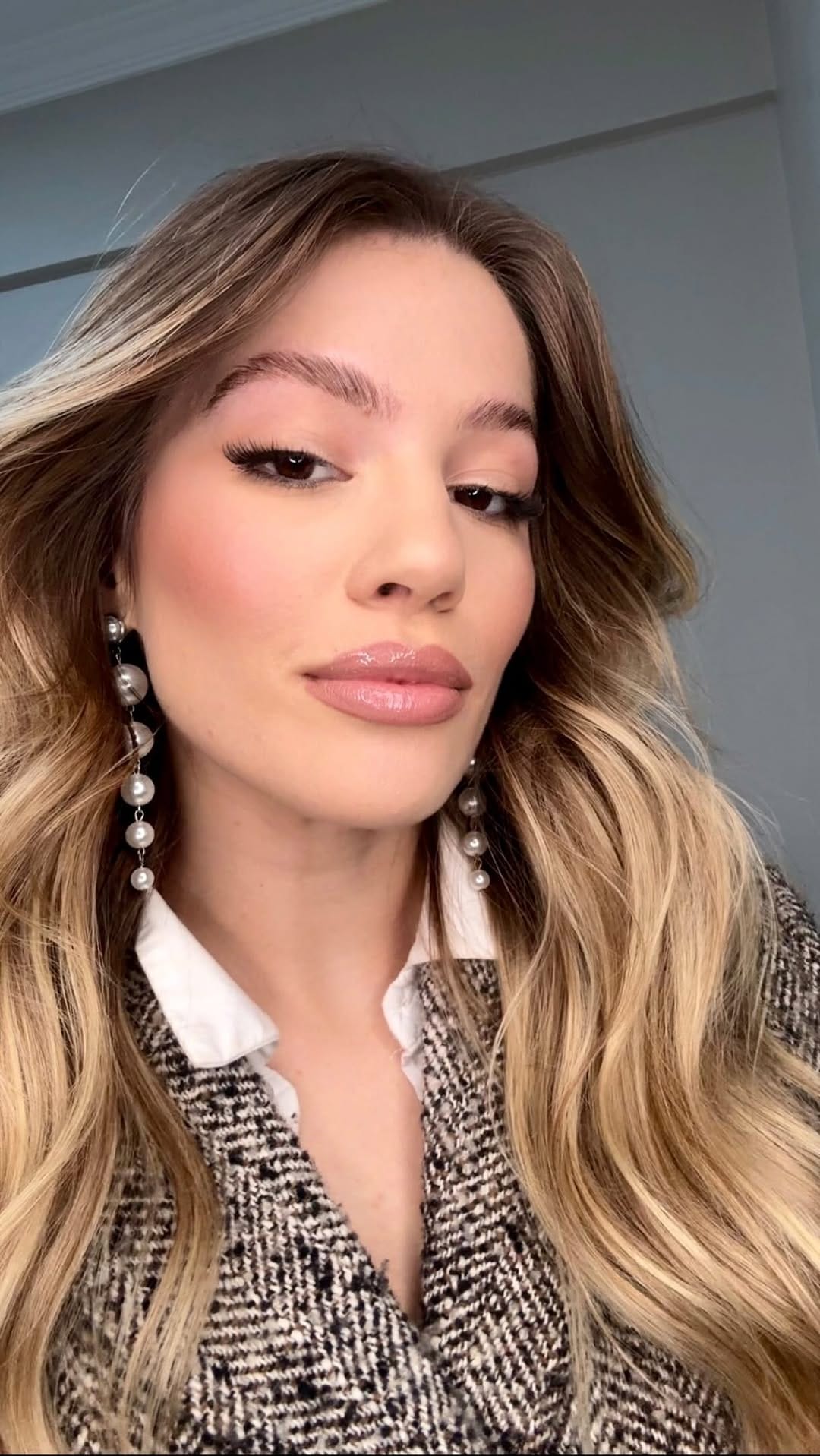 Post 8 by AMANDA SALLES |  Influencer Fashion on Instagram (video)