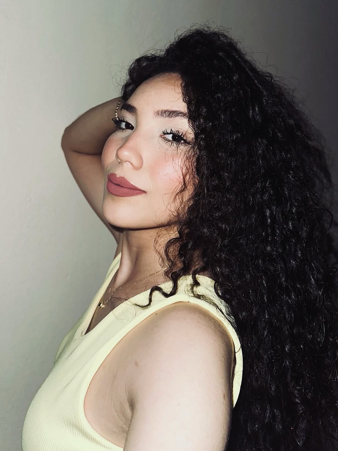 Post 3 by Brenda Damasceno🍒 on Instagram (carousel)