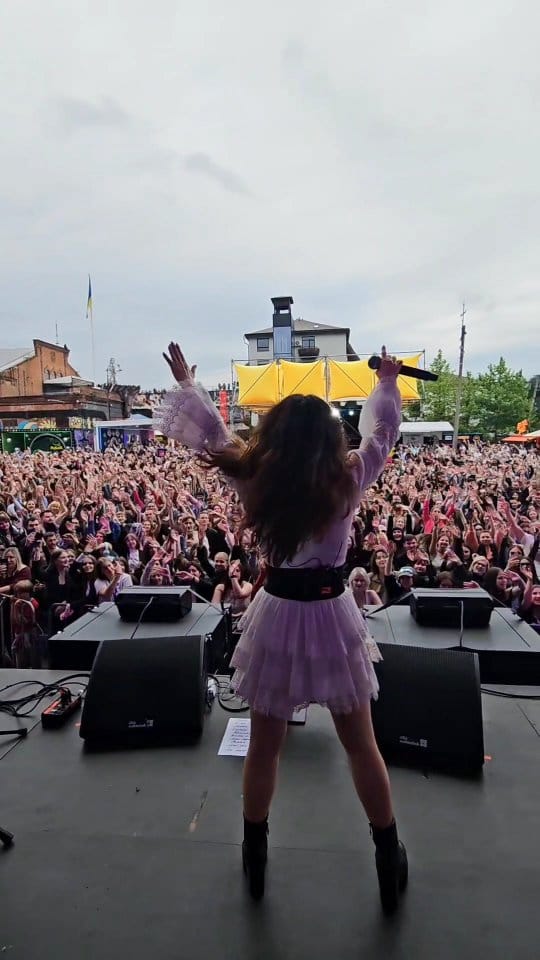 Post 1 by Lama (Лама) on Instagram (video)