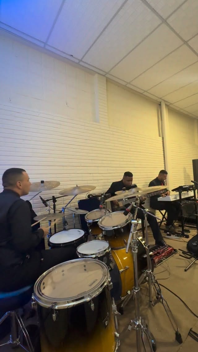 Post 8 by Henrique Passos on Instagram (video)