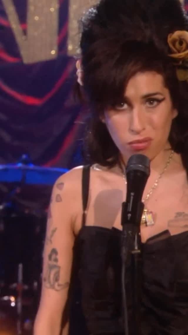 Post 8 by Amy Winehouse on Instagram (video)