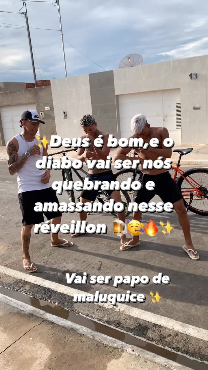 Post 2 by Weverton 👀 on Instagram (video)