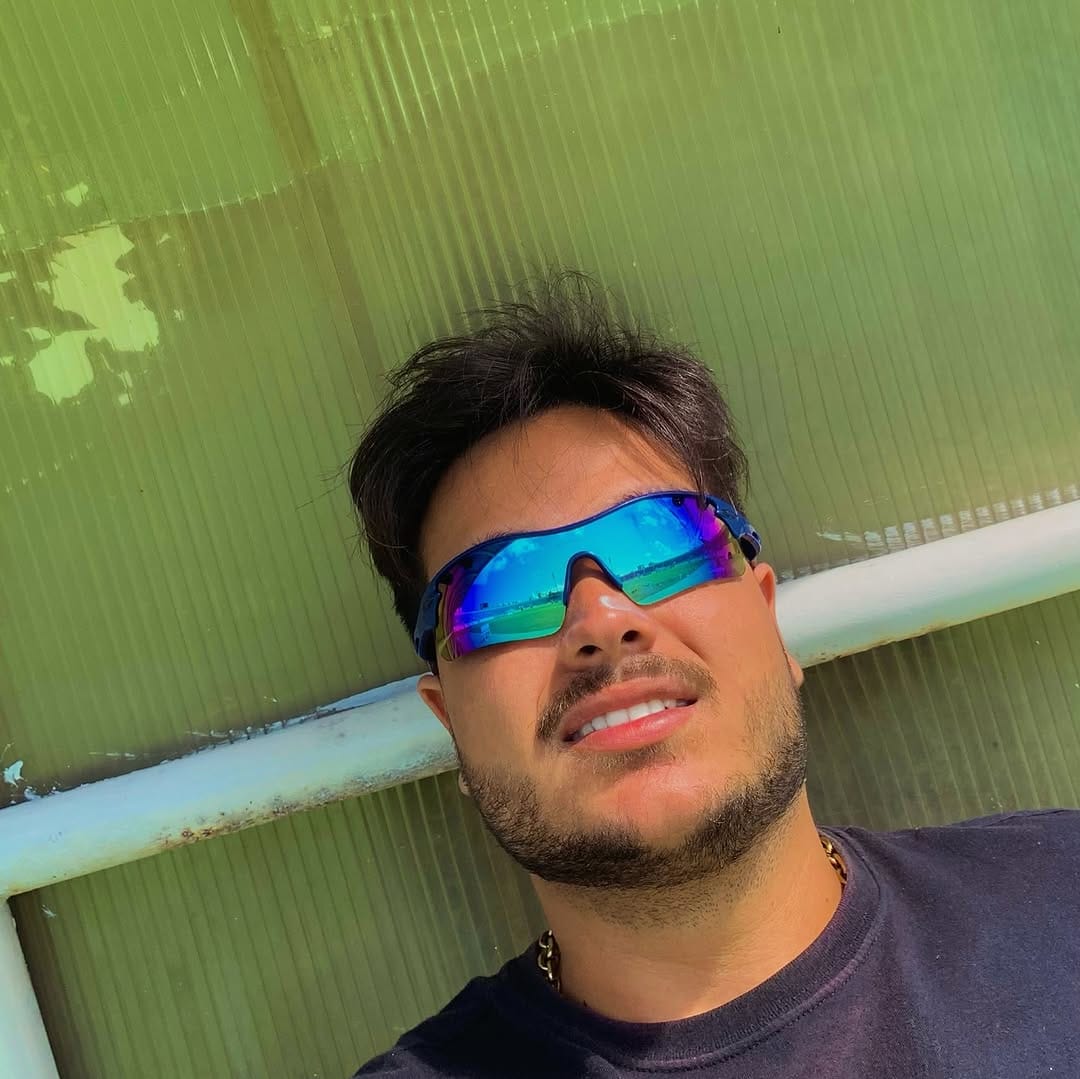 Post 4 by Raul Lôbo Barreto ® on Instagram (carousel)