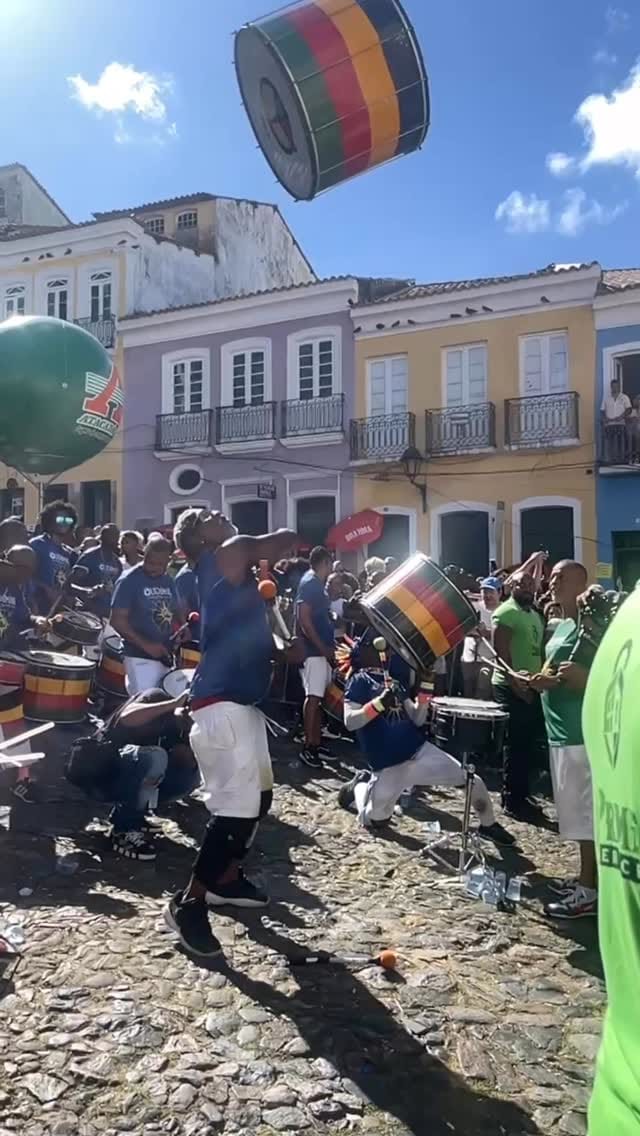 Post 10 by Gabriel Macêdo on Instagram (video)