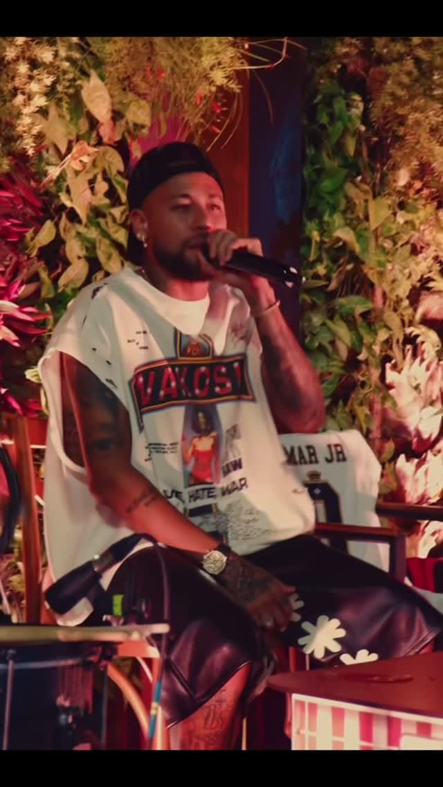 Post 2 by NeyMar🔟FanPage  {41k} on Instagram (video)