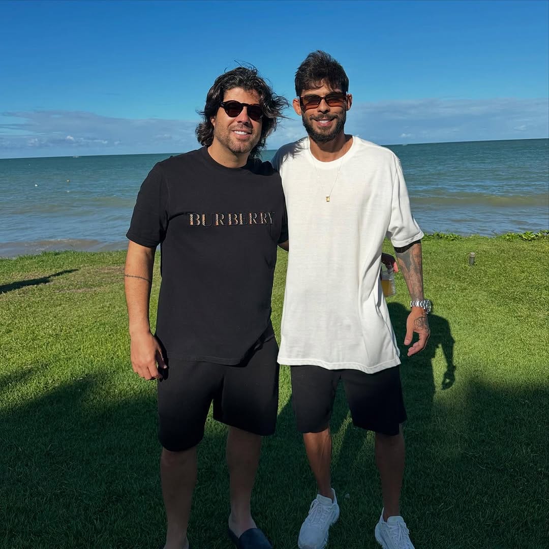 Post 3 by Bruno Olliver on Instagram (image)