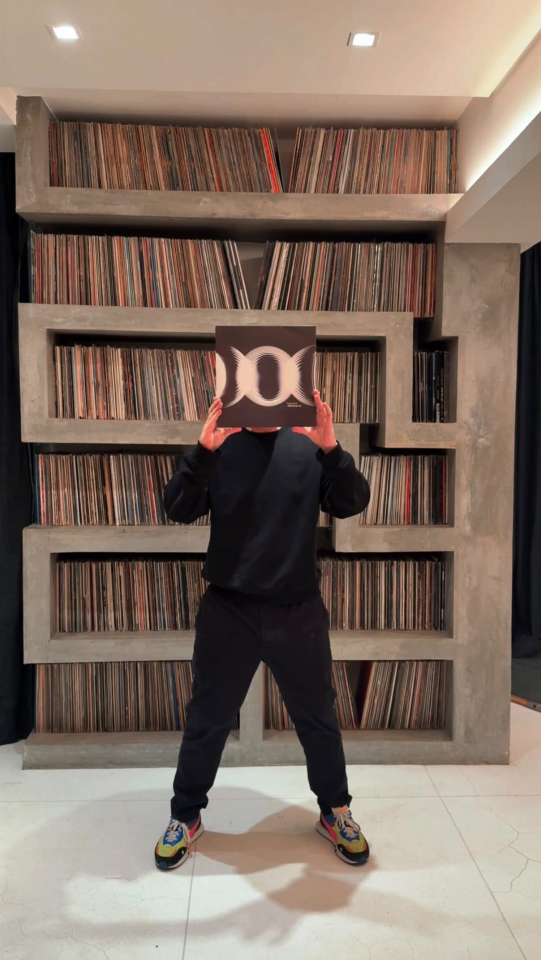 Post 1 by Anderson Noise on Instagram (video)