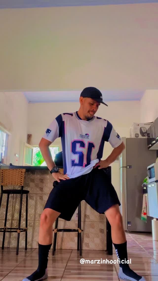 Post 3 by ⠀⠀⠀⠀⠀⠀⠀⠀Loirinho 🕺😜 on Instagram (video)