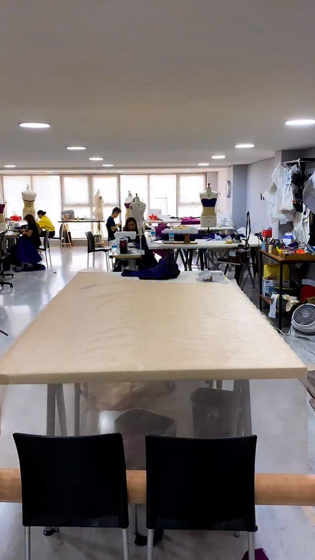 Post 8 by The Fashion Fit Studio on Instagram (video)