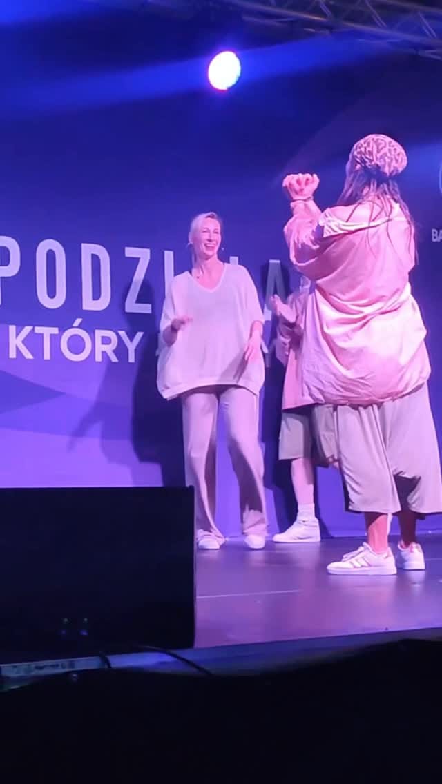 Post 3 by Nicola Egwuatu on Instagram (video)