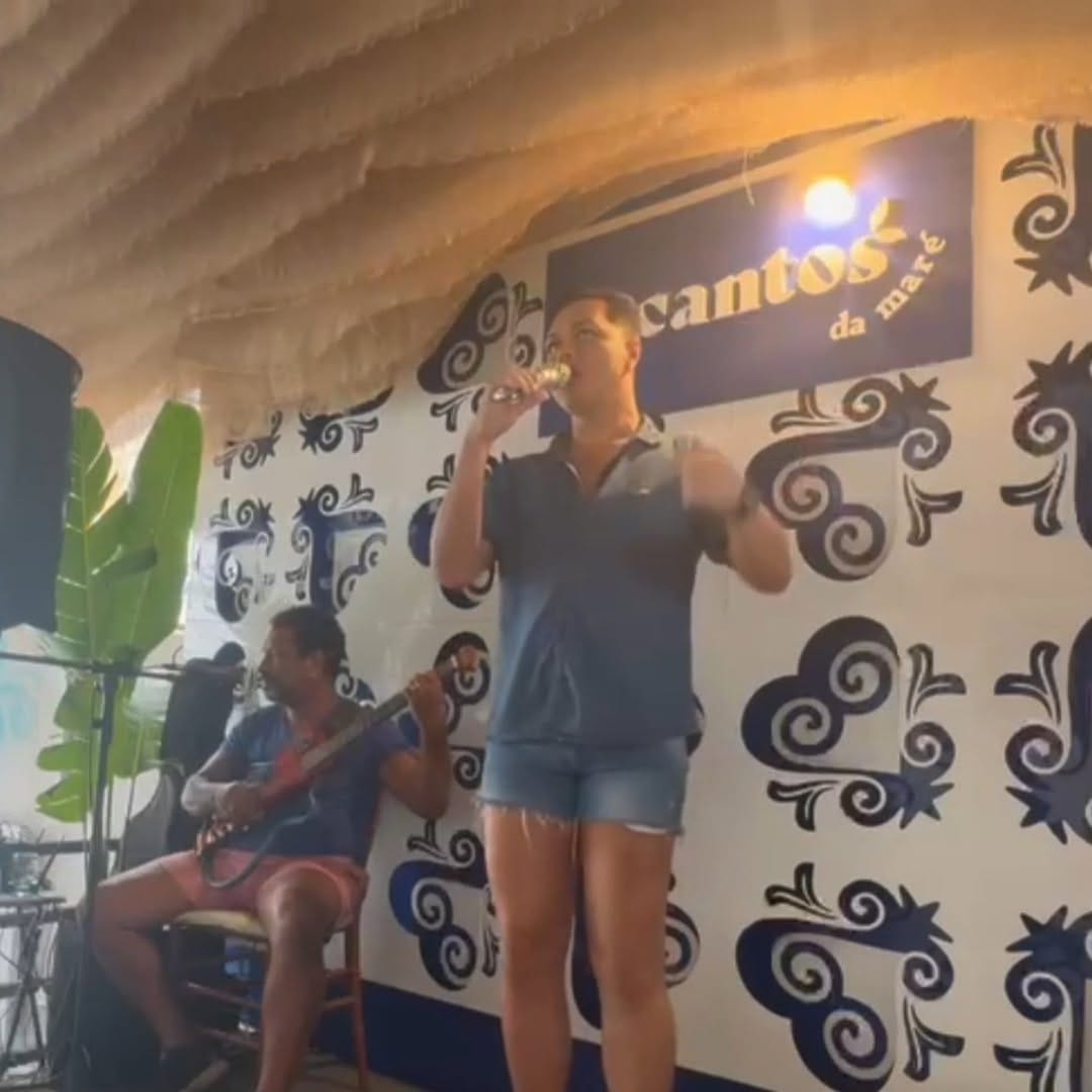 Post 4 by Dudu Melo on Instagram (video)