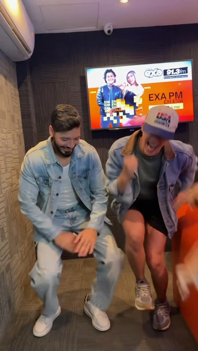 Post 7 by Fer on Instagram (video)