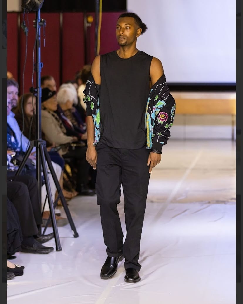 Post 3 by 🧛🏿Fraze Avenue🦇 on Instagram (carousel)