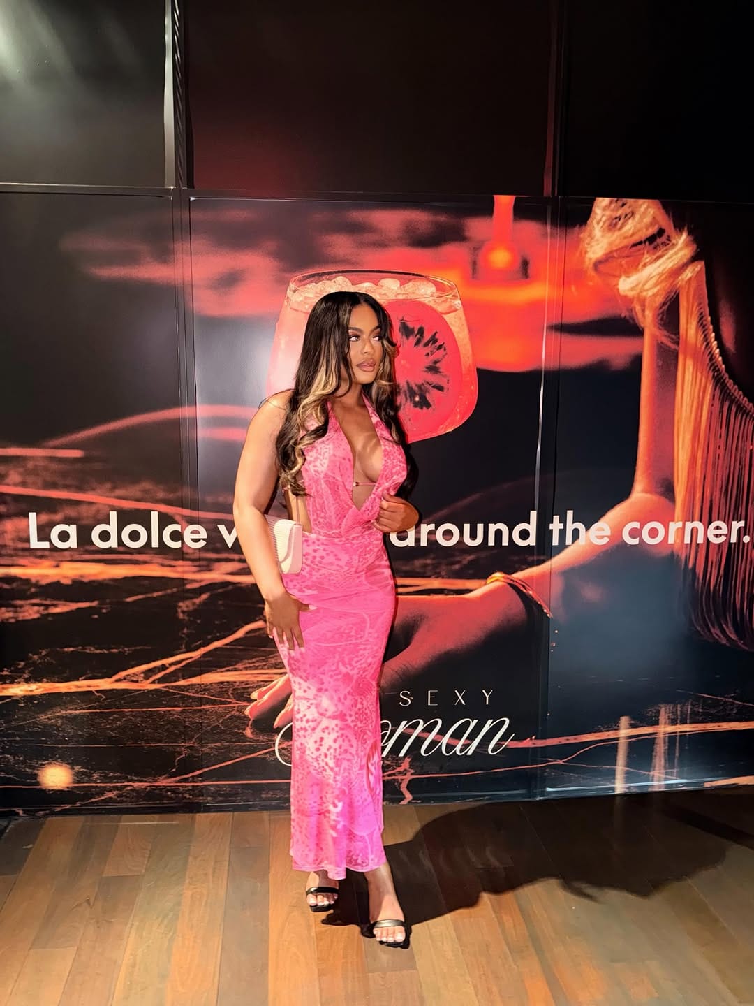 Post 4 by NICOLE 🇩🇴🇧🇷 on Instagram (carousel)