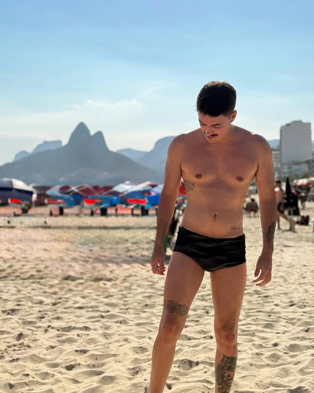 Post 2 by Eduardo Andrades on Instagram (image)