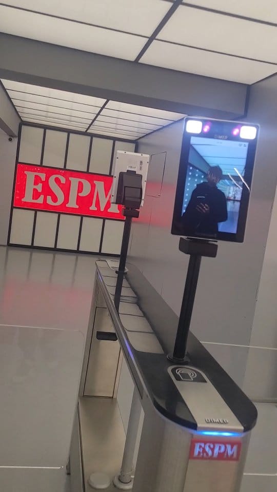 Post 6 by Léo Rehem on Instagram (video)