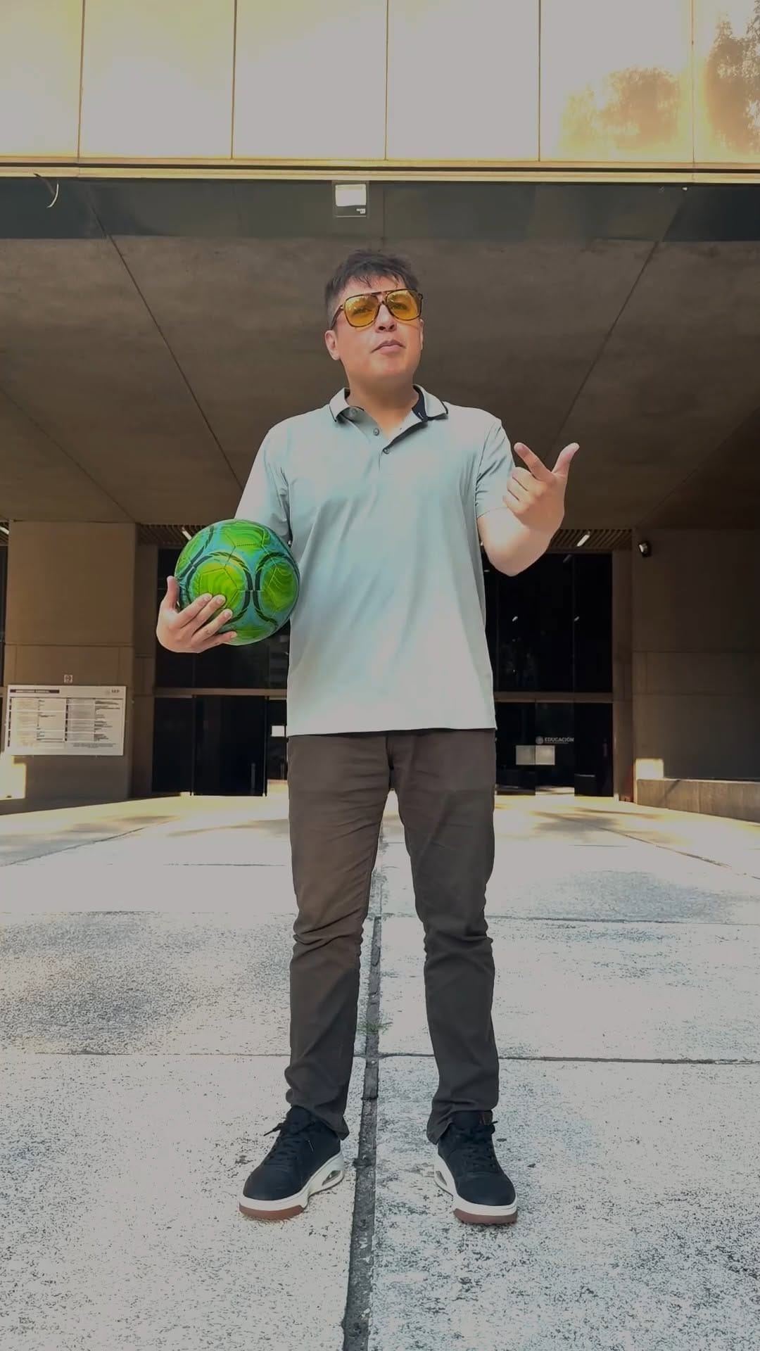 Post 5 by Momentos UnADM on Instagram (video)