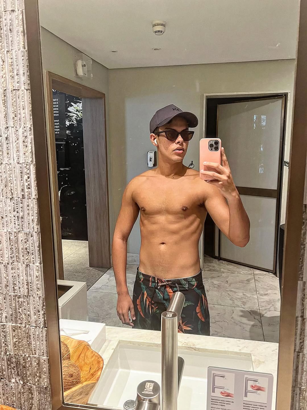 Post 2 by Edson Ricardo 💙🫶 on Instagram (carousel)