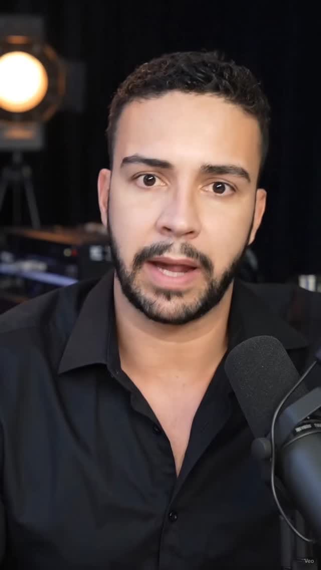 Post 1 by 𝕰𝖛𝖊𝖗 𝕾𝖆𝖓𝖙𝖆𝖓𝖆 on Instagram (video)