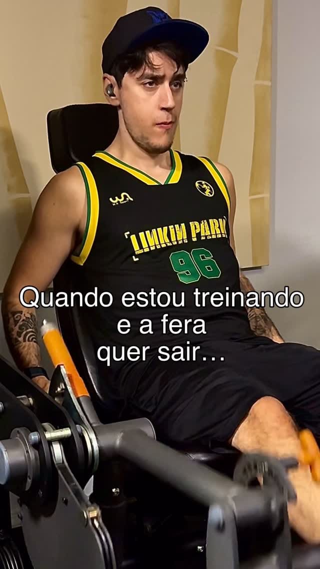 Post 3 by Julio Ahumada (Tiger) on Instagram (video)