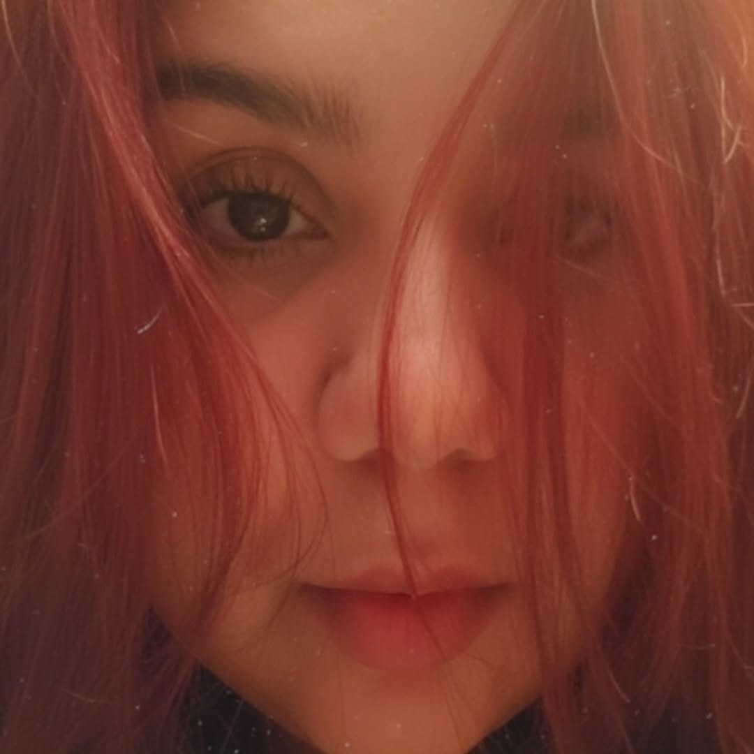 Post 6 by Janaina Poderon on Instagram (image)