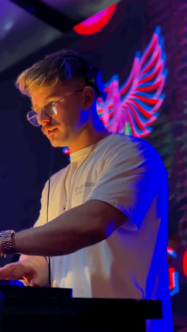 Post 2 by Jefferson Baggio on Instagram (video)
