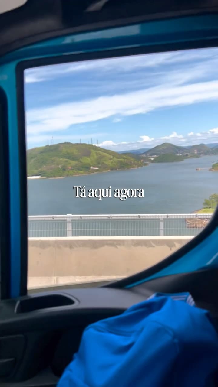 Post 7 by Wag Farah on Instagram (video)