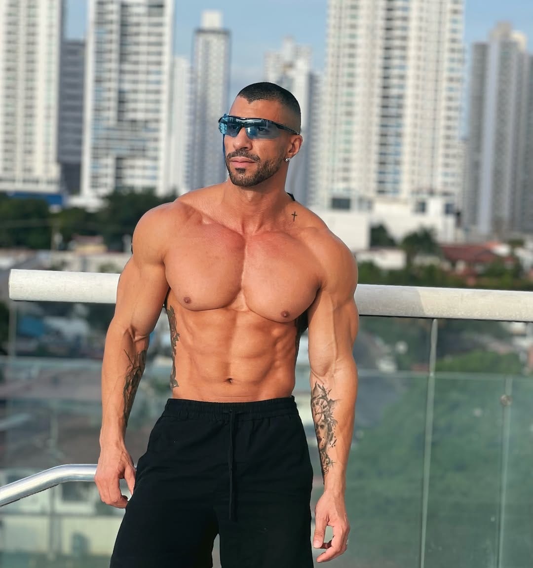 Post 4 by Glaucio Mello on Instagram (image)