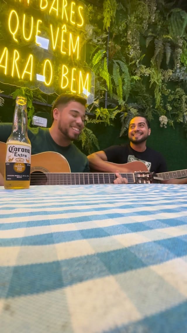 Post 10 by Lucca 🎼 on Instagram (video)