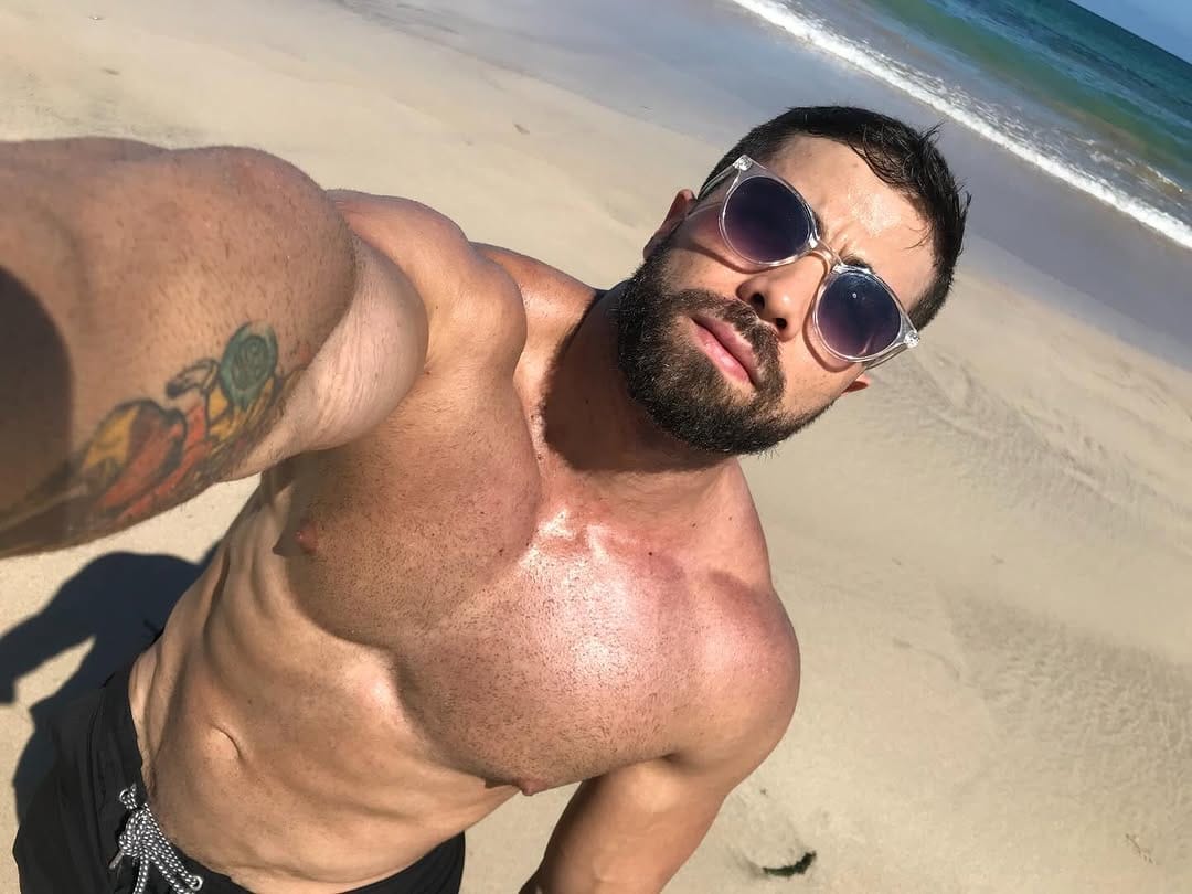 Post 6 by Mateus Beltrão Oliveira on Instagram (carousel)
