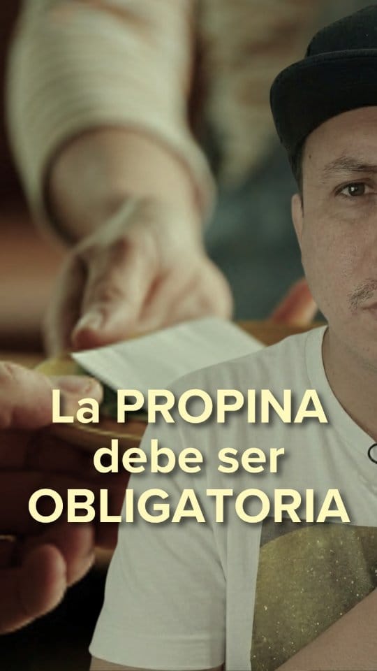 Post 7 by Mitómanos de la Verdad on Instagram (video)