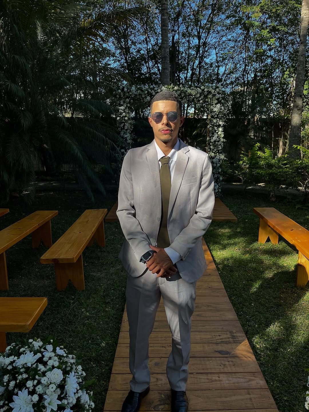 Post 6 by Wesley Oliveira on Instagram (carousel)