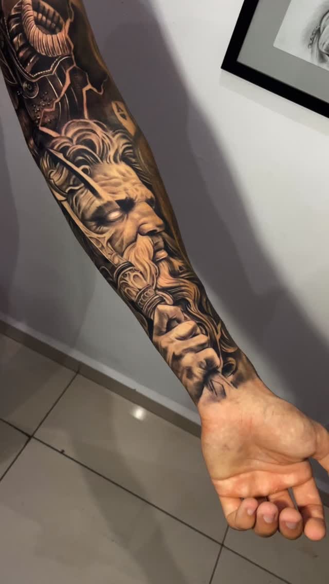 Post 5 by Paulo Sales on Instagram (video)