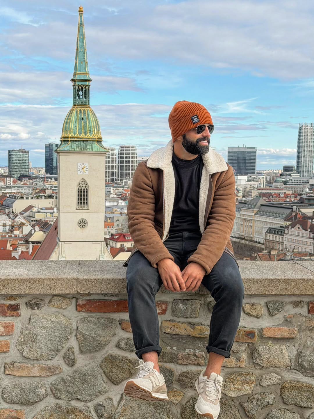 Post 9 by Robson Bustamante on Instagram (image)