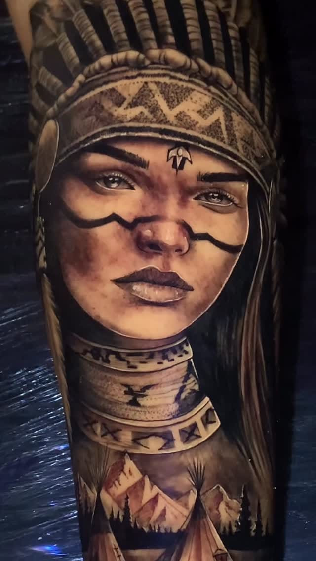 Post 8 by Kennedy | Fronteira Tattoo on Instagram (video)