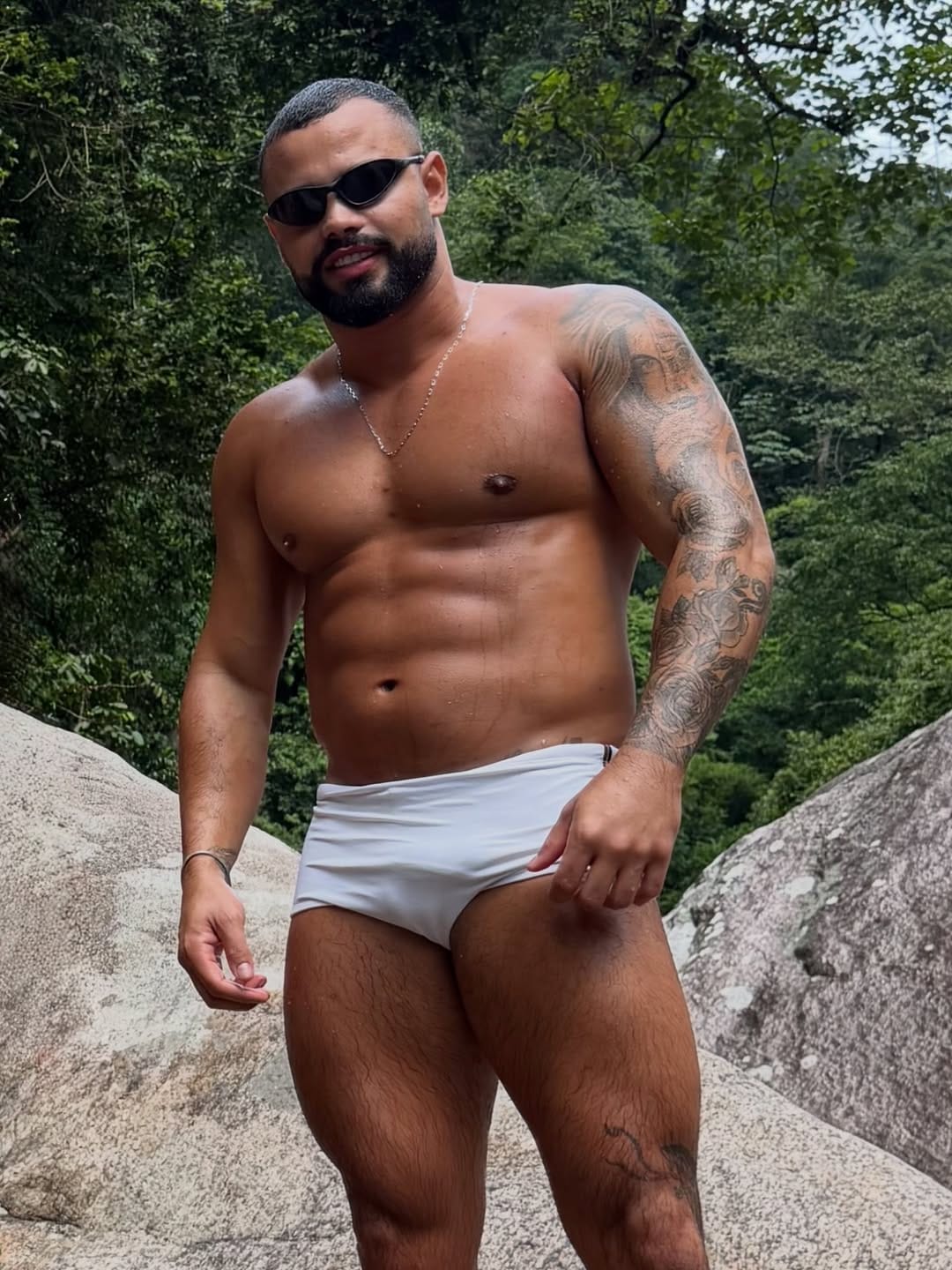Post 6 by MATHEUS MORENO on Instagram (carousel)