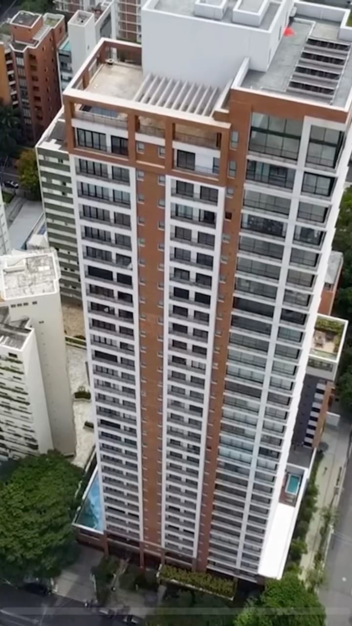 Post 8 by Irmãos Araújo on Instagram (video)