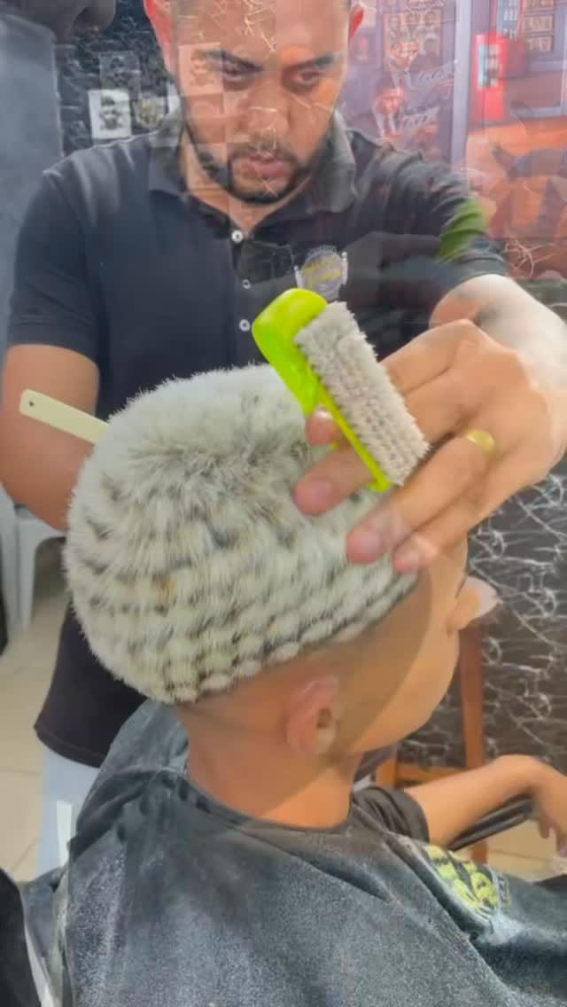 Post 3 by Silas Du Corte on Instagram (video)