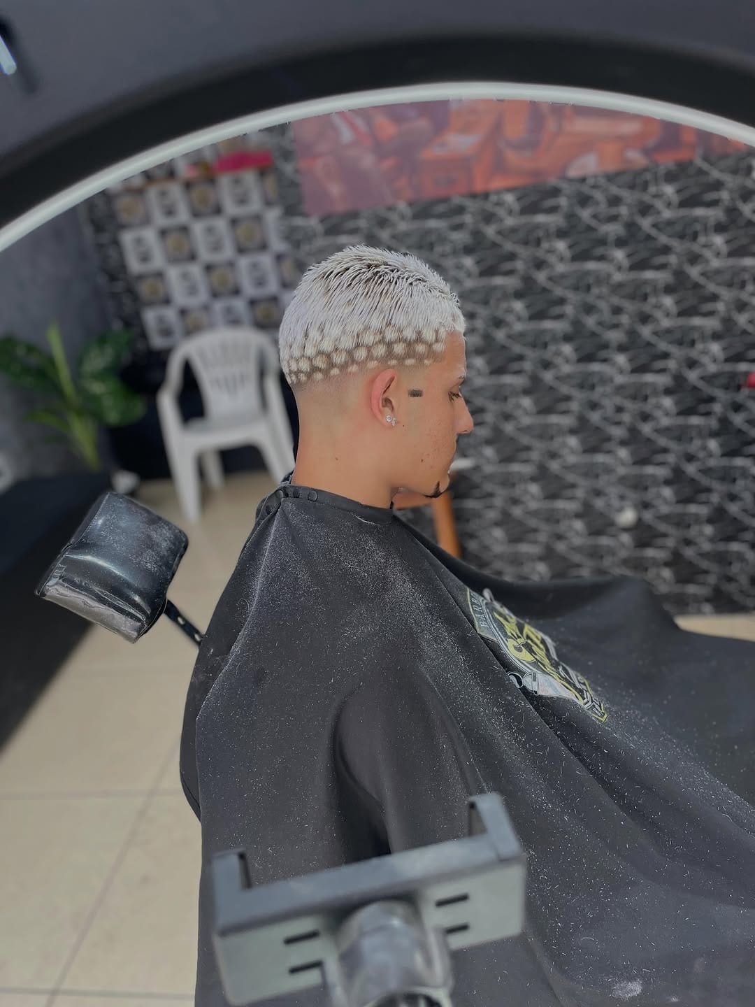 Post 1 by Silas Du Corte on Instagram (carousel)