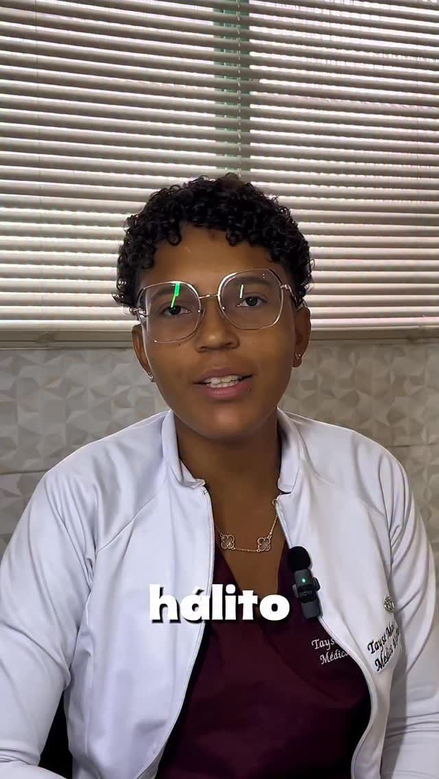 Post 7 by Clínica Veterinária Amor de Bicho on Instagram (video)