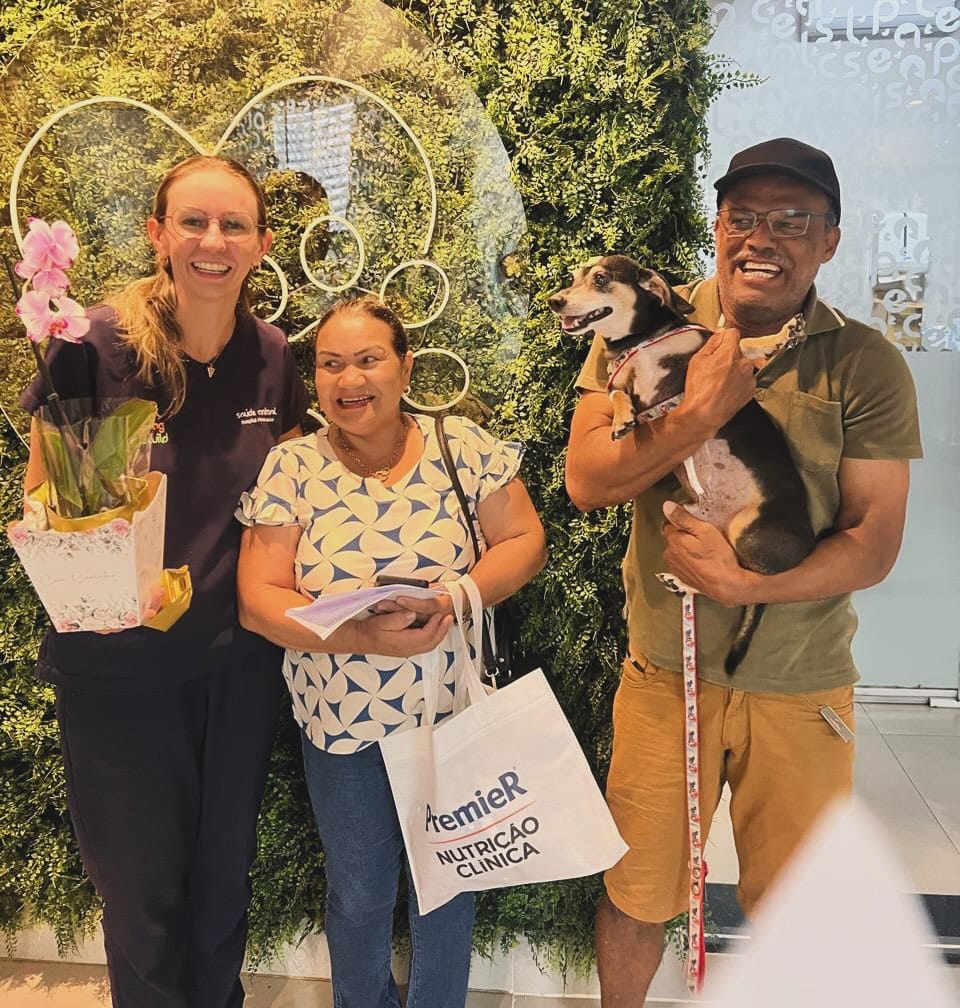Post 6 by Hospital Veterinário Saúde Animal  (24h) on Instagram (carousel)