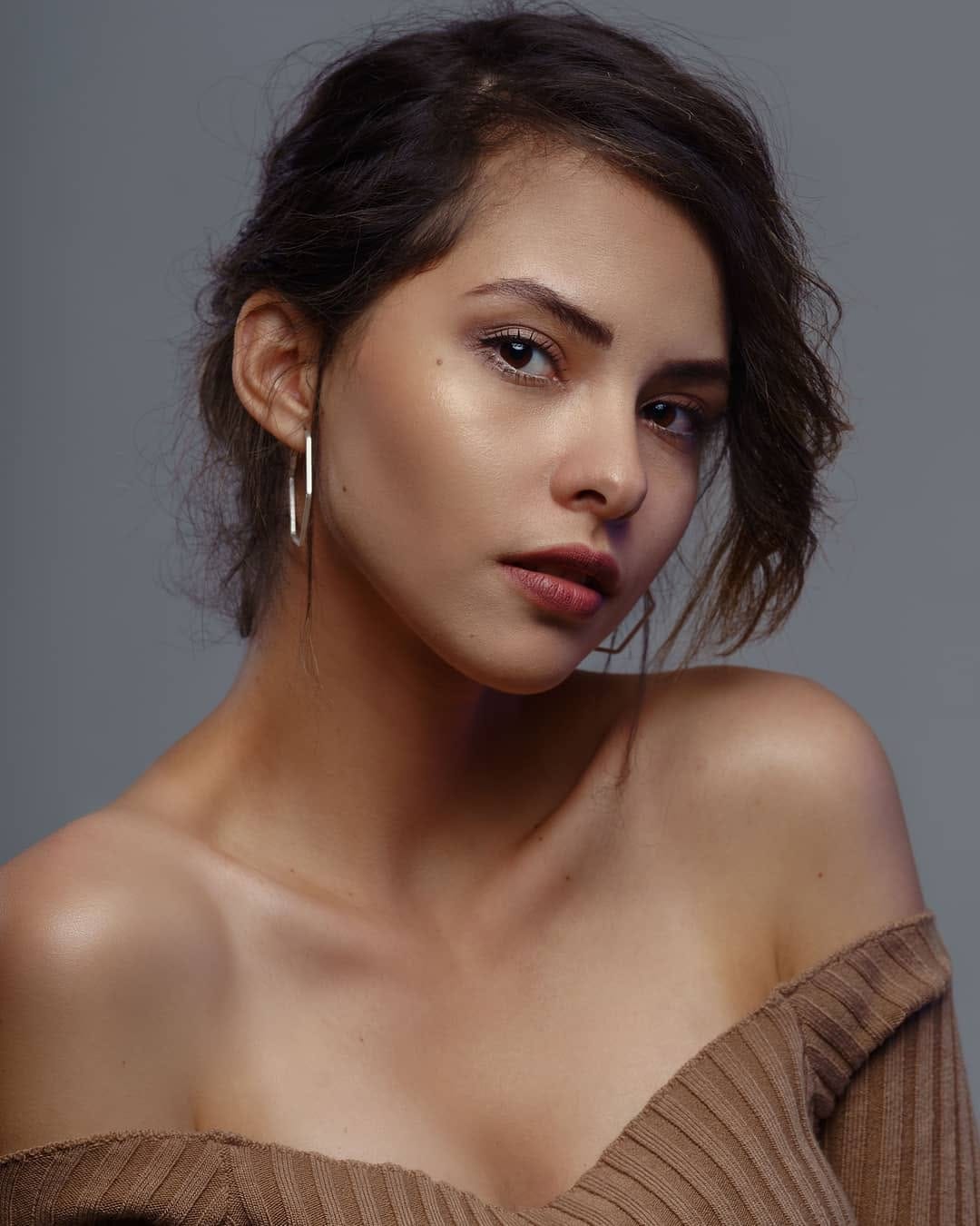 Post 10 by Isa Castillo on Instagram (image)