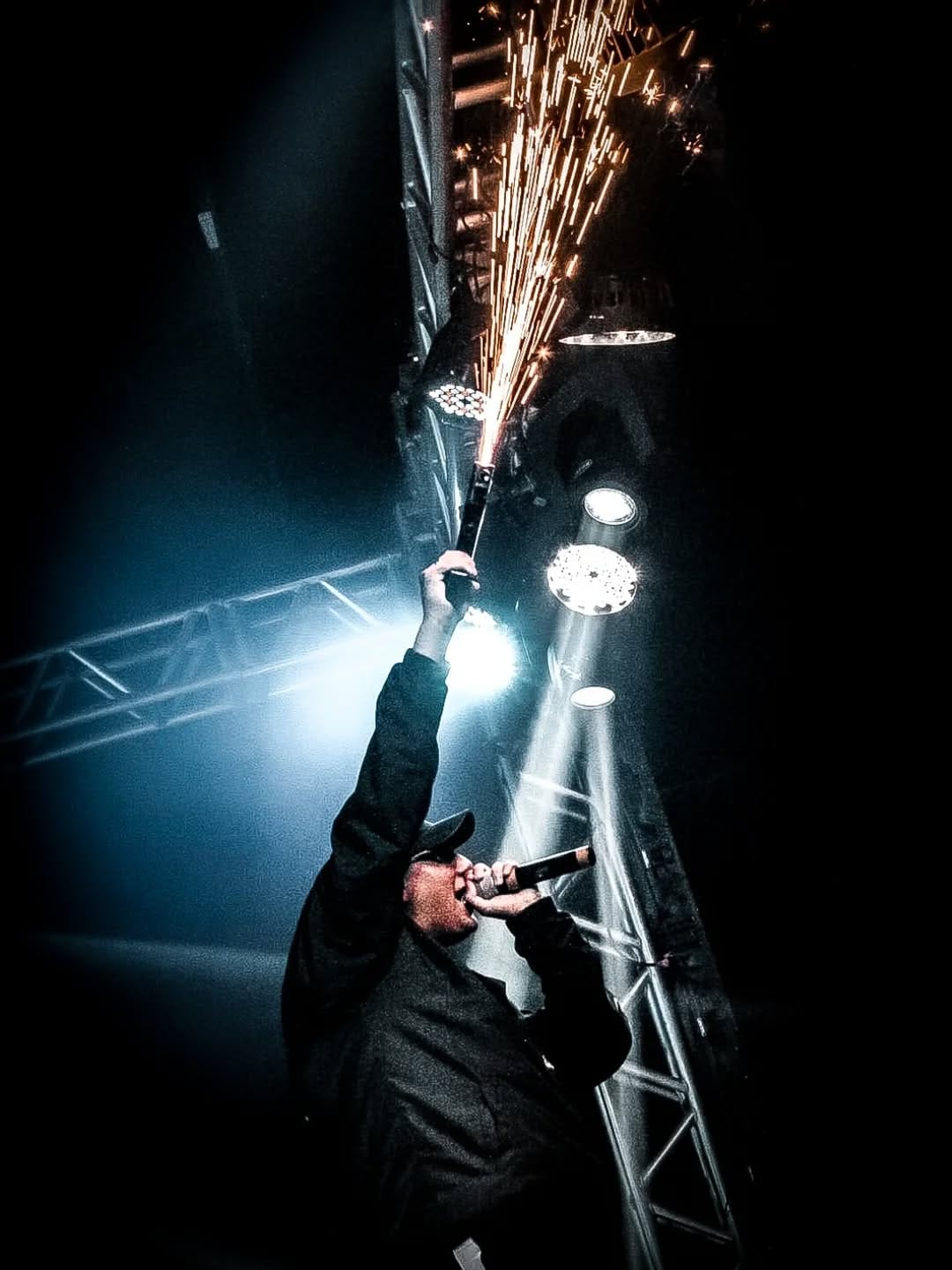 Post 4 by Rubens Xexéo Galdino on Instagram (carousel)