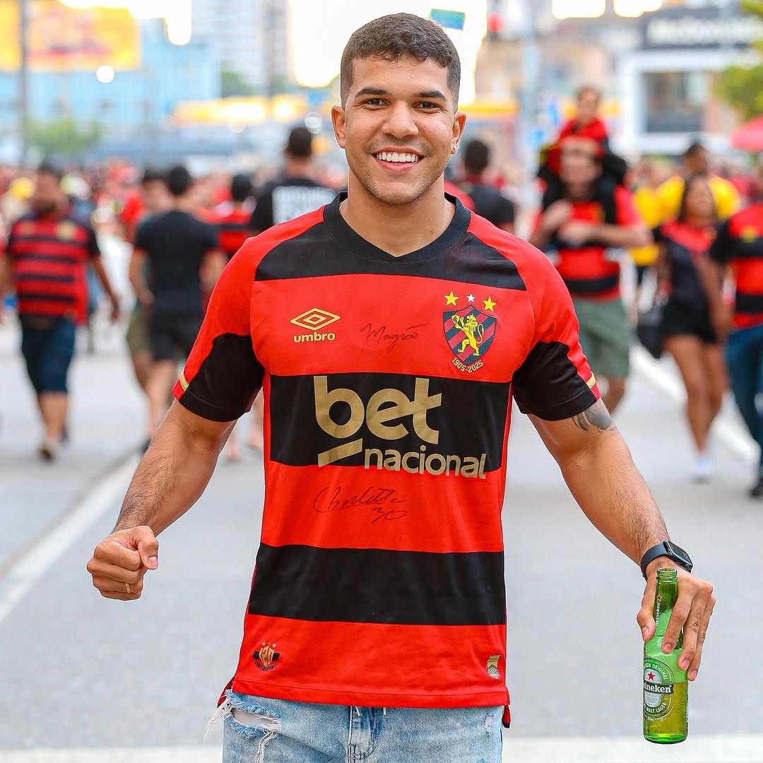 Post 10 by Taffarel Araújo (Miguel) on Instagram (image)