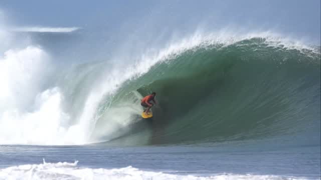 Post 2 by Renato Tinoco on Instagram (video)