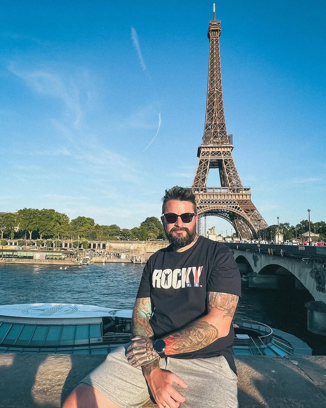 Post 4 by Flávio Ferrari on Instagram (carousel)