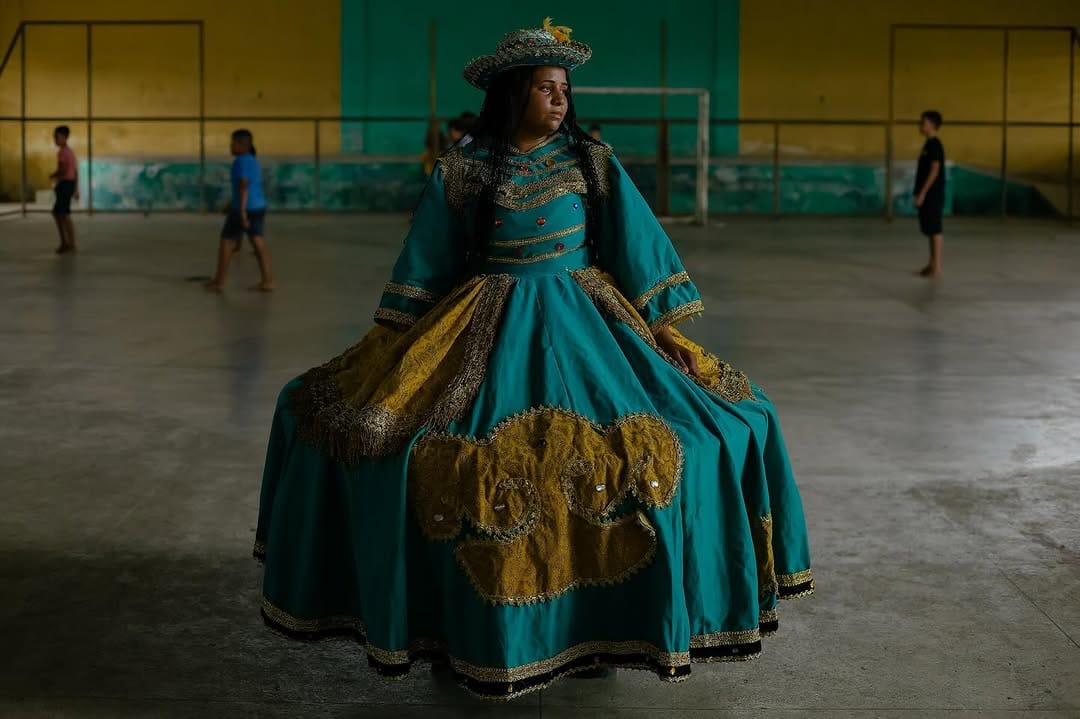 Post 10 by Brenda Alcântara on Instagram (carousel)