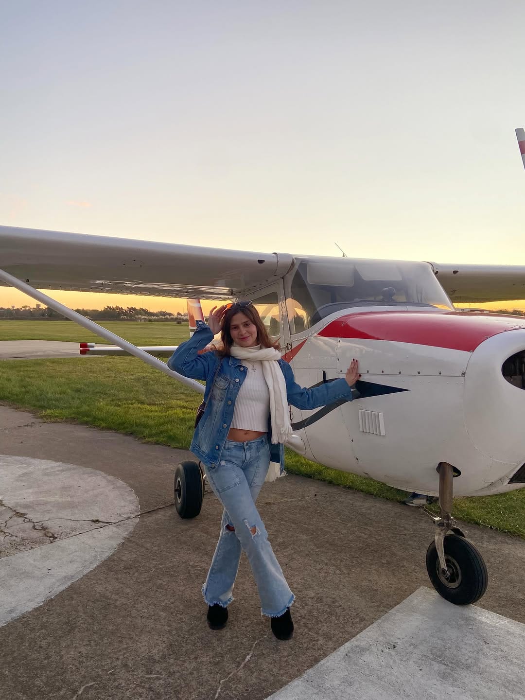 Post 4 by Aeroclub La Plata on Instagram (carousel)