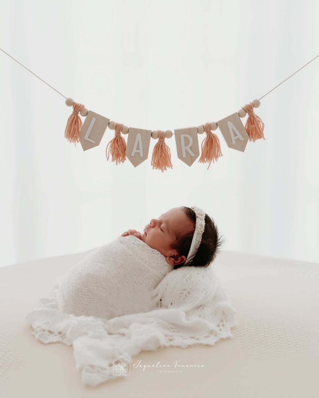 Post 4 by Jaqueline Venancio | Fotografa de Parto - SJC on Instagram (carousel)