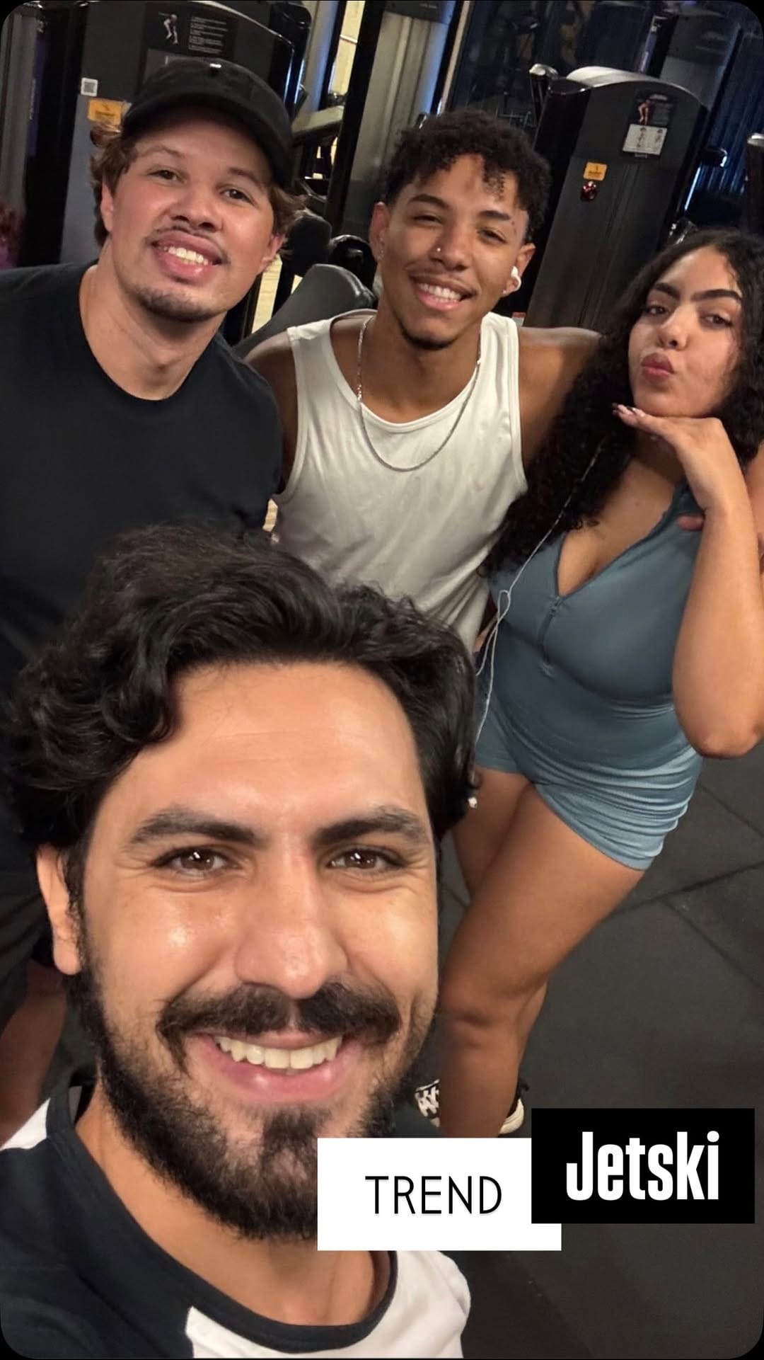 Post 4 by Ivan Falcon on Instagram (video)